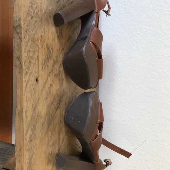 Heels from Charlotte Russe - Picture 2 of 5